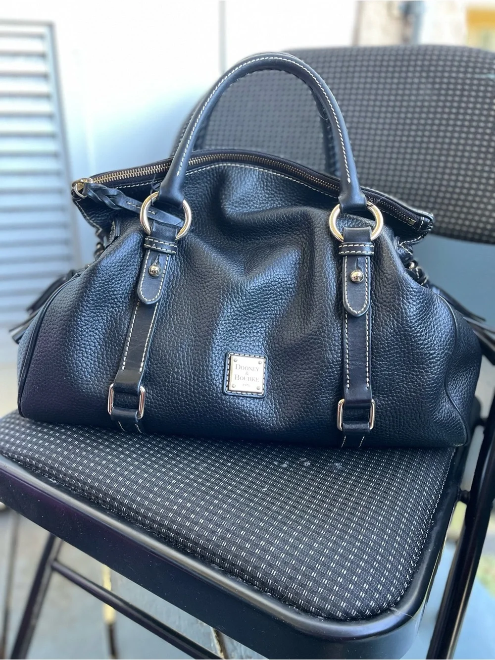 DOONEY & BOURKE LARGE PEBBLE GRAIN SATCHEL